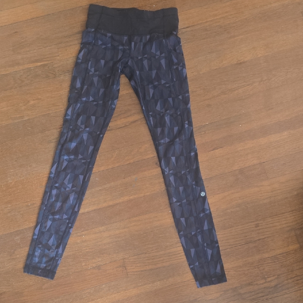 lululemon athletica Black and Blue Patterned Leggings